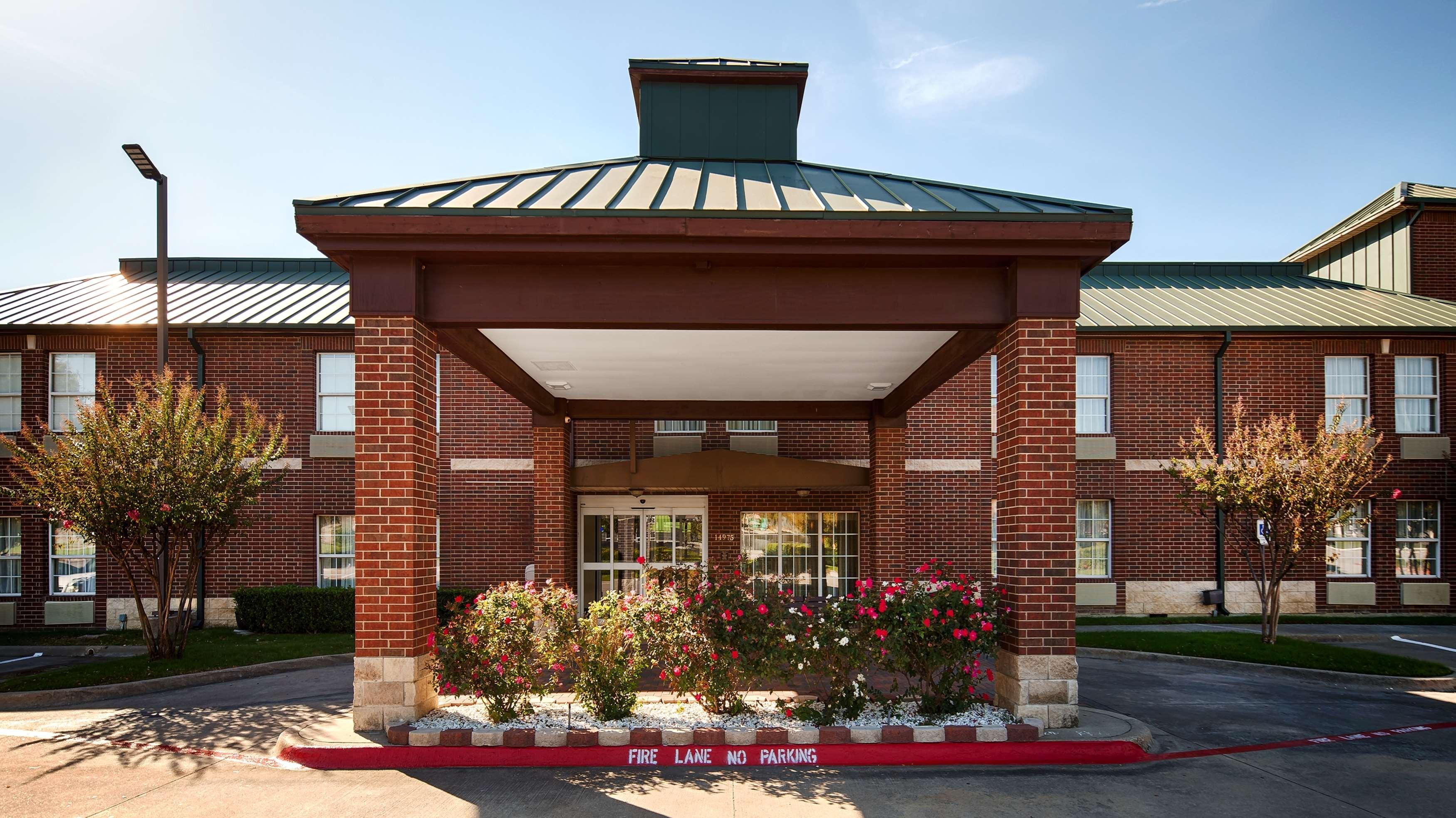 Best Western Plus Addison/Dallas Hotel Exterior foto