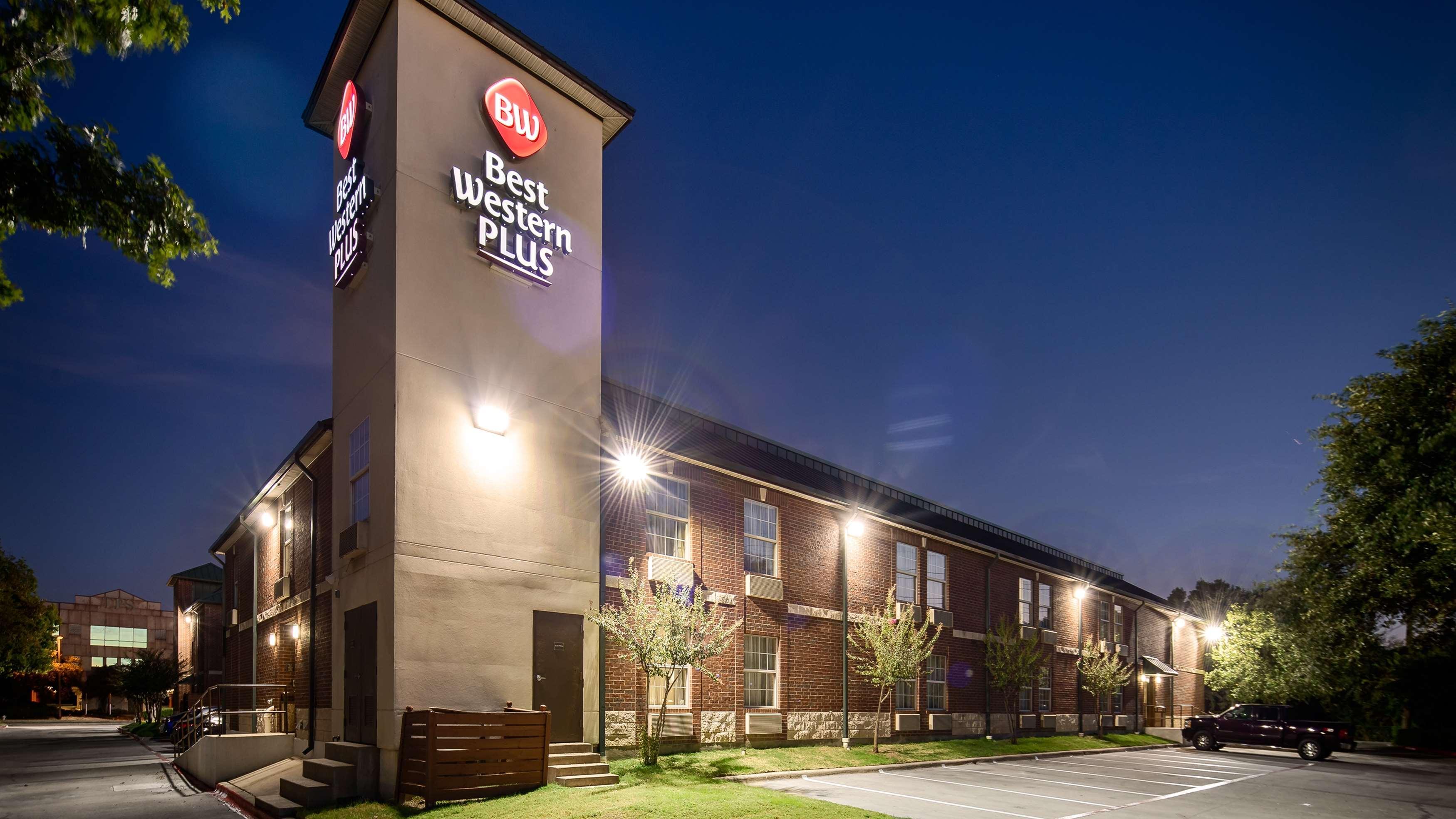 Best Western Plus Addison/Dallas Hotel Exterior foto